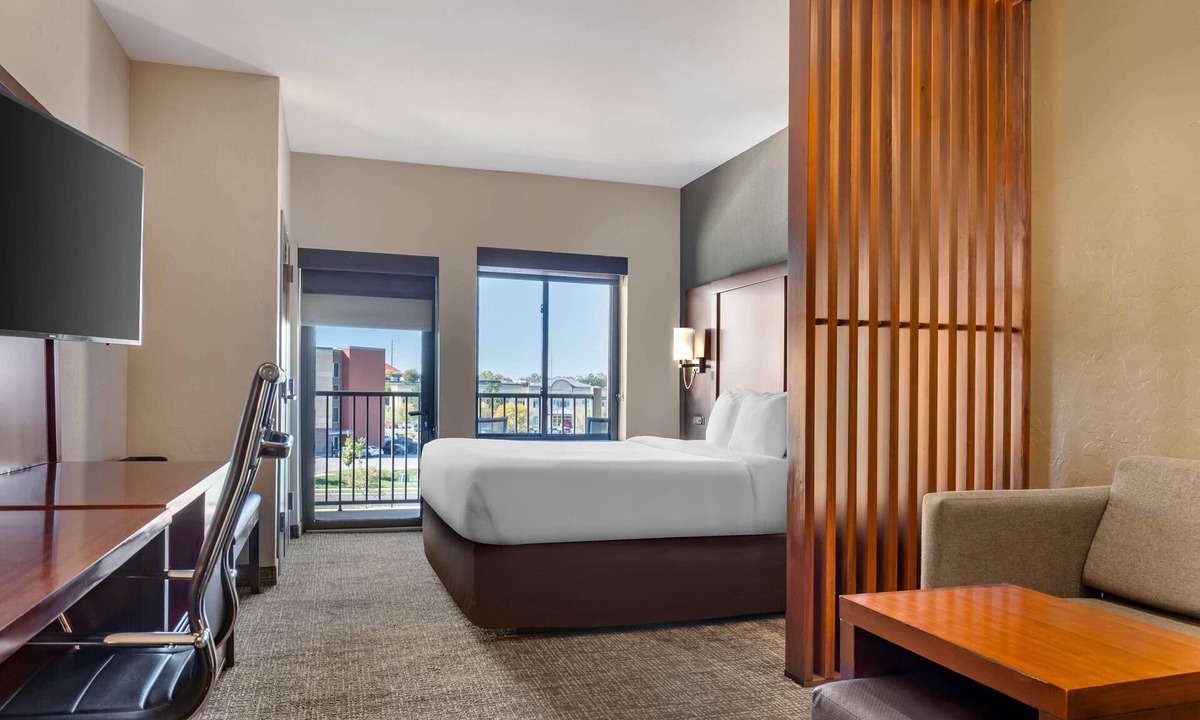 Florence Hotel | Comfort Suites Florence - Cincinnati South