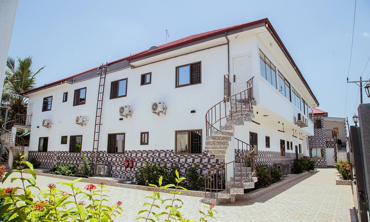Adentan Apartment | COMFORT SUITES