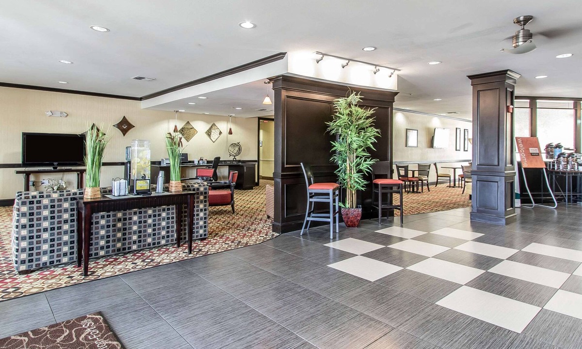 Lawton Hotel | Comfort Suites Lawton Near Fort Sill