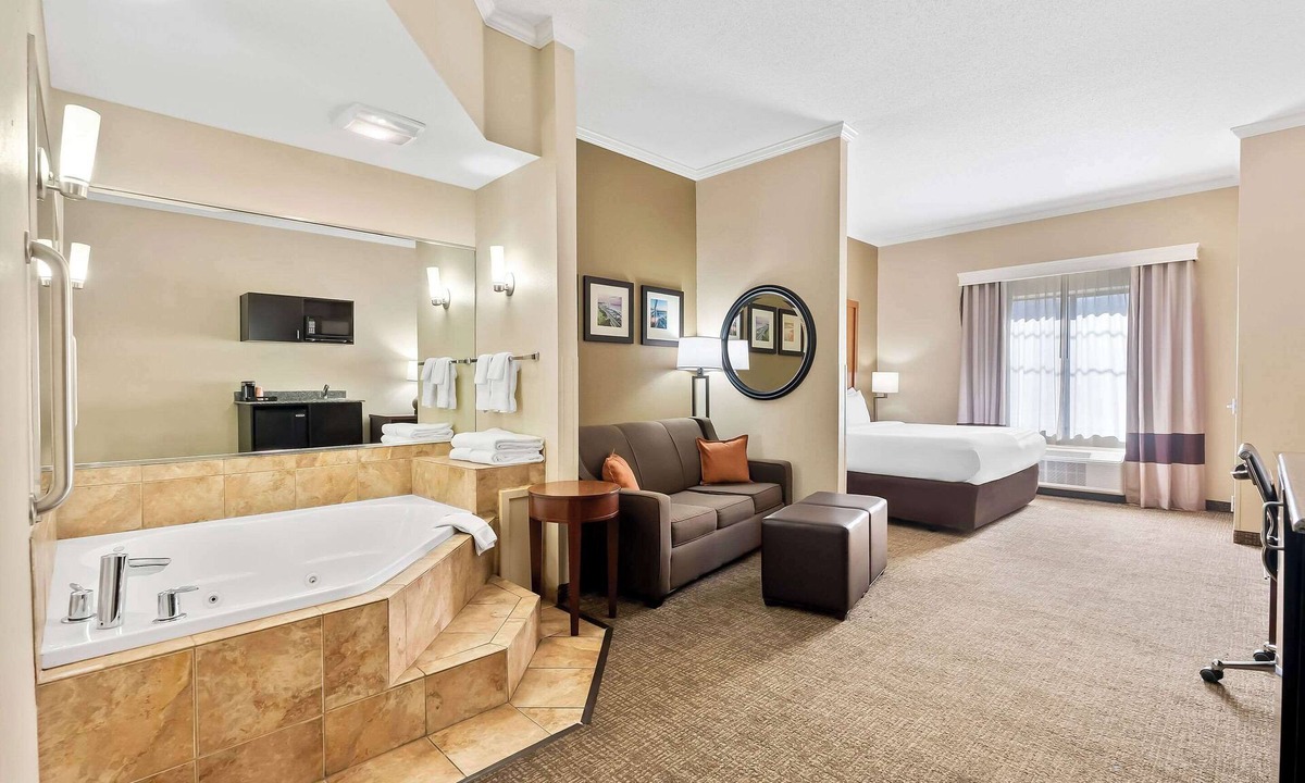 Callaway Hotel | Comfort Suites