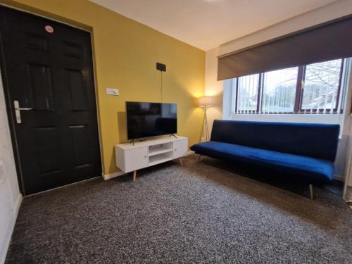 Gateshead Apartment | Comfortable 1BR Stay in Windy Nook Near Local Amenities