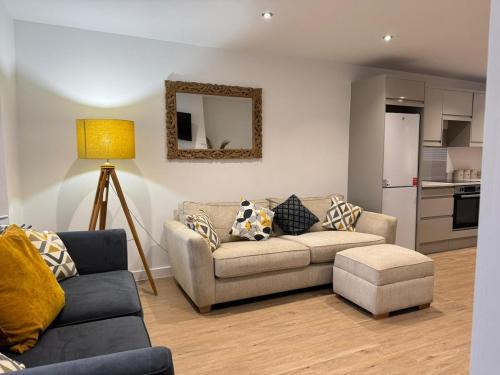 Tatenhill Apartment | Comfortable 2 Bed Apartment