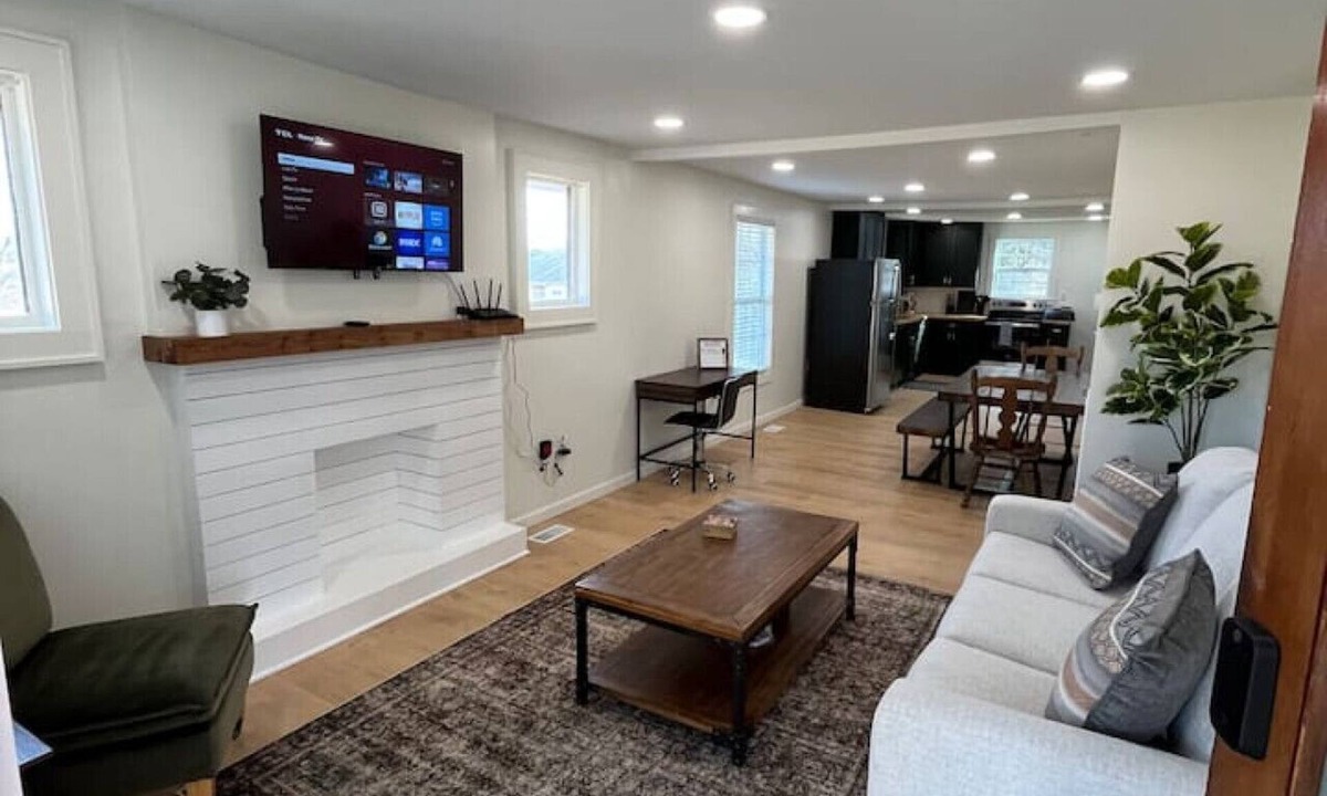 Johnson City House | Comfortable 2-Bed Home Near Downtown Johnson City