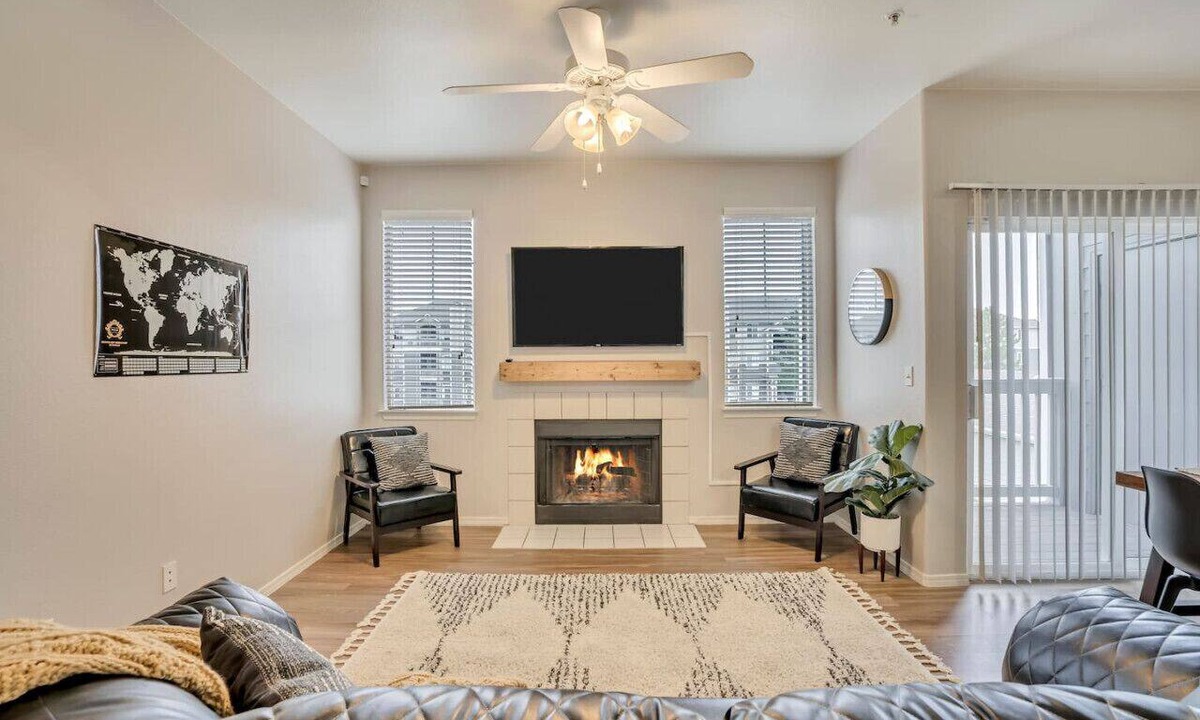 Clearfield Apartment | Comfortable 2BR Apt with Pool, Hot Tub, and Fitness Center, Close to Hill AFB