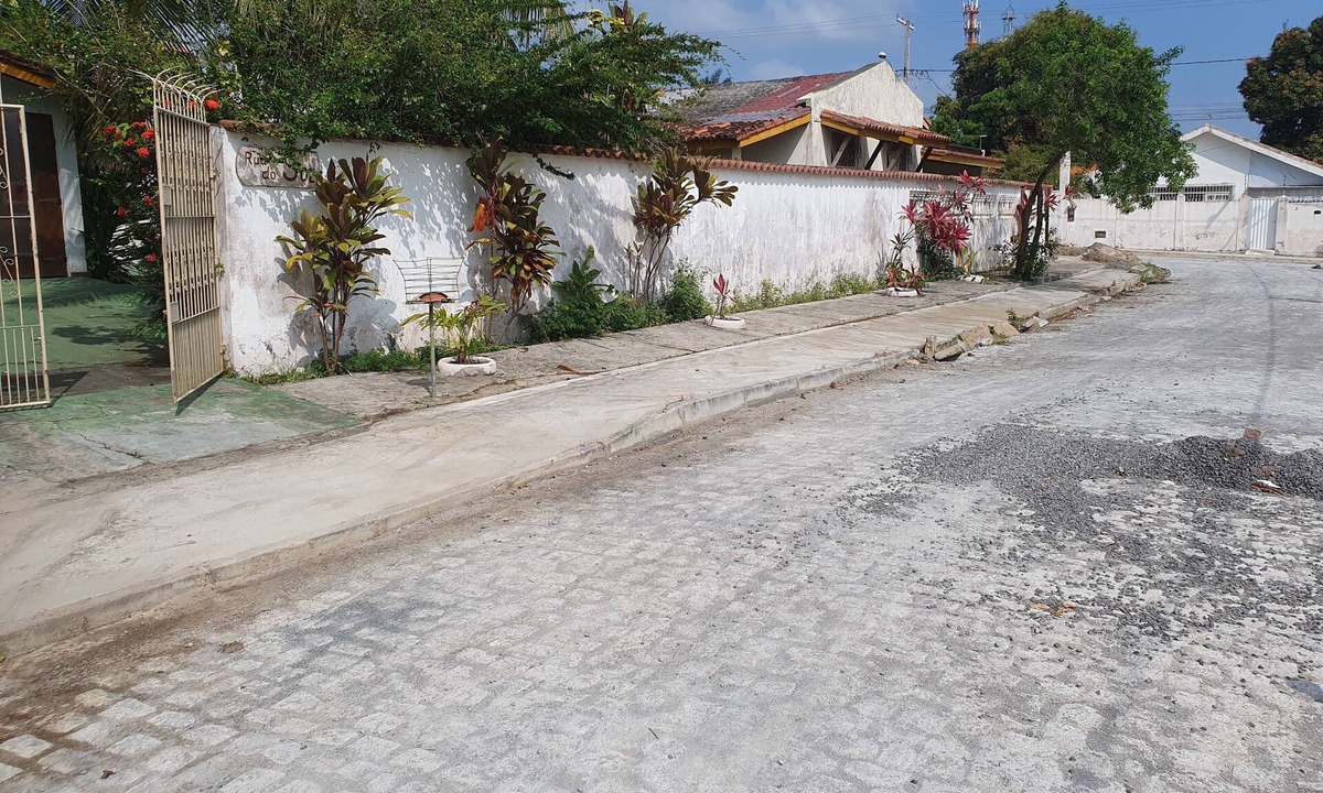 Itaparica House | Comfortable 3/4 bedroom house with patio, 100 m from the beach