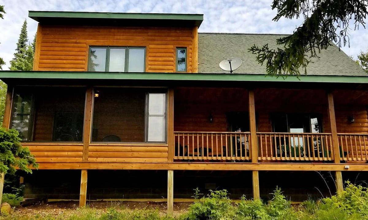 Lutsen Cabin | Comfortable 3 Bedroom, 2 Bath Cabin Between Lutsen Mountains and Lake Superior