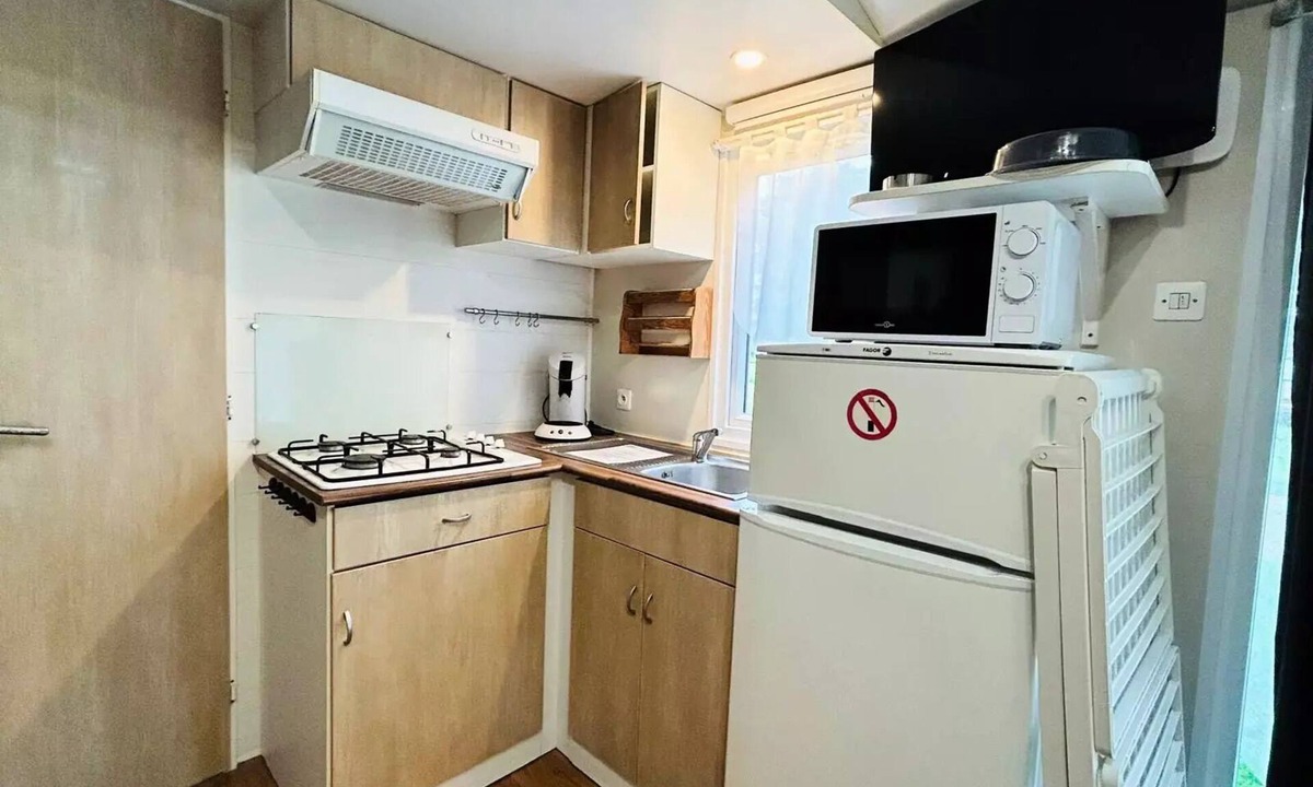 Boisjean House | Comfortable 3-bedroom mobile home for 6 people