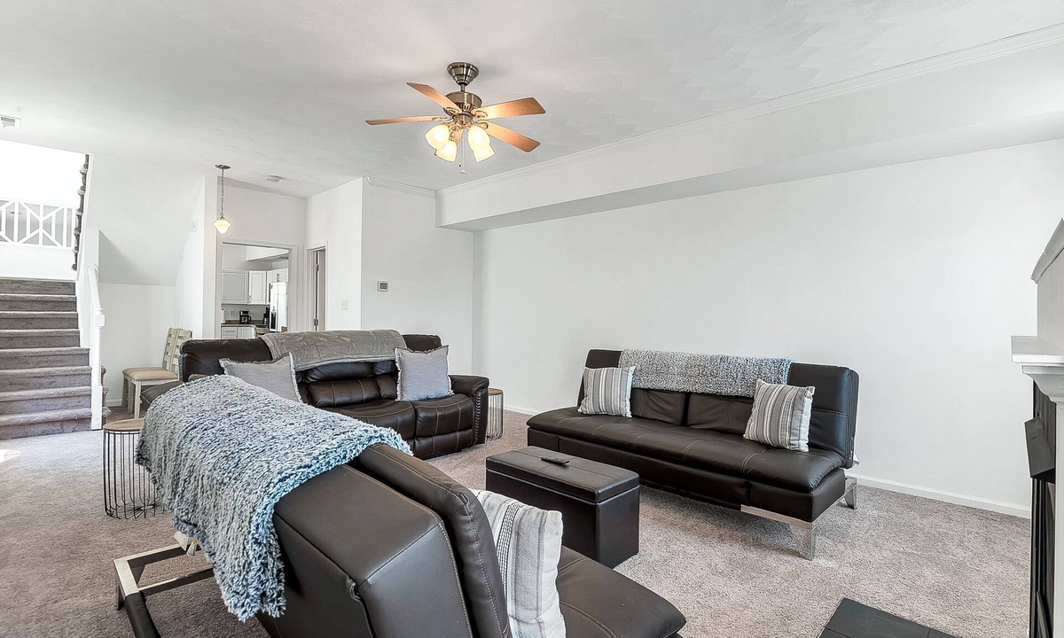 North Camellia Acres House | Comfortable 3 - Bedroom Norfolk Stay – Minutes from Bases and ODU