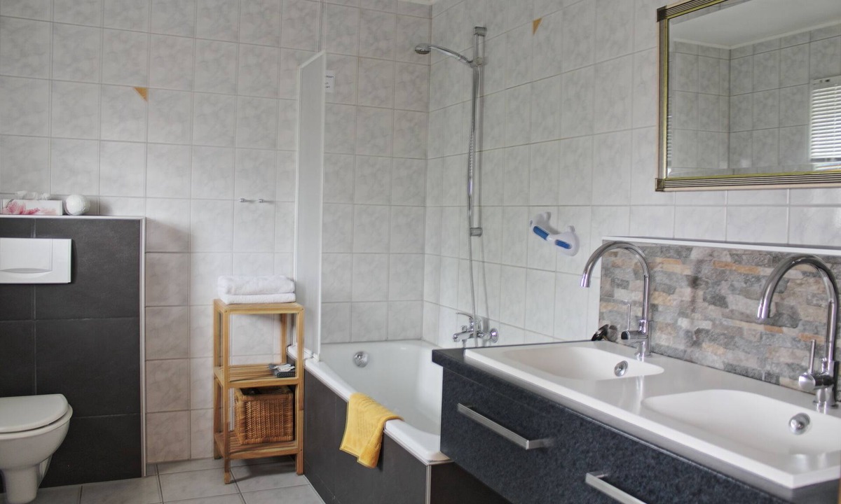 Triftern Apartment | Comfortable 3-room vacation apartment "Hibiscus"