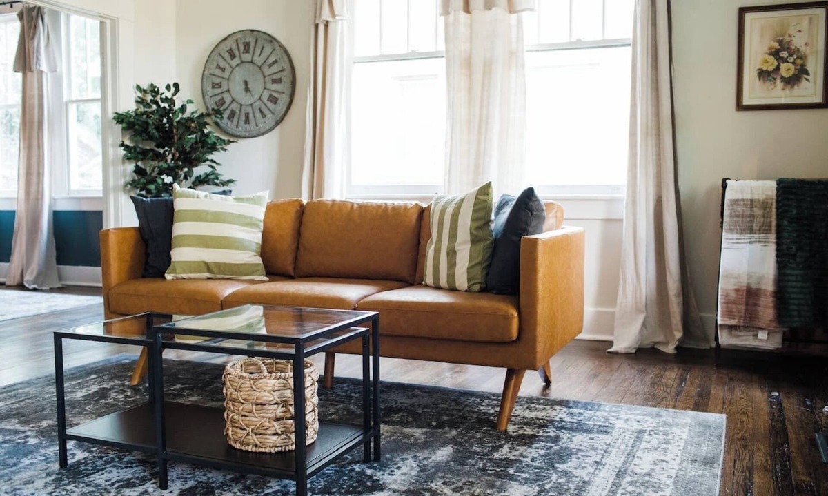 Montgomery House | Comfortable 3BR Stay | King Beds & Yard