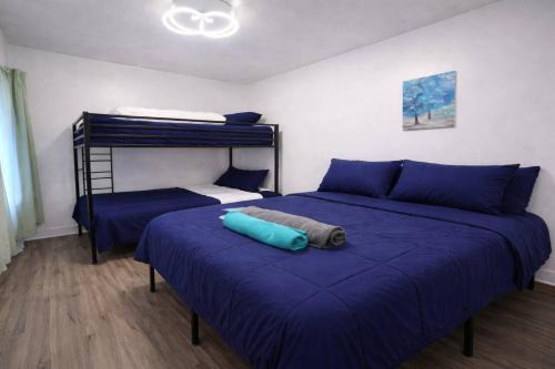 Buffalo House | Comfortable 5BR Escape