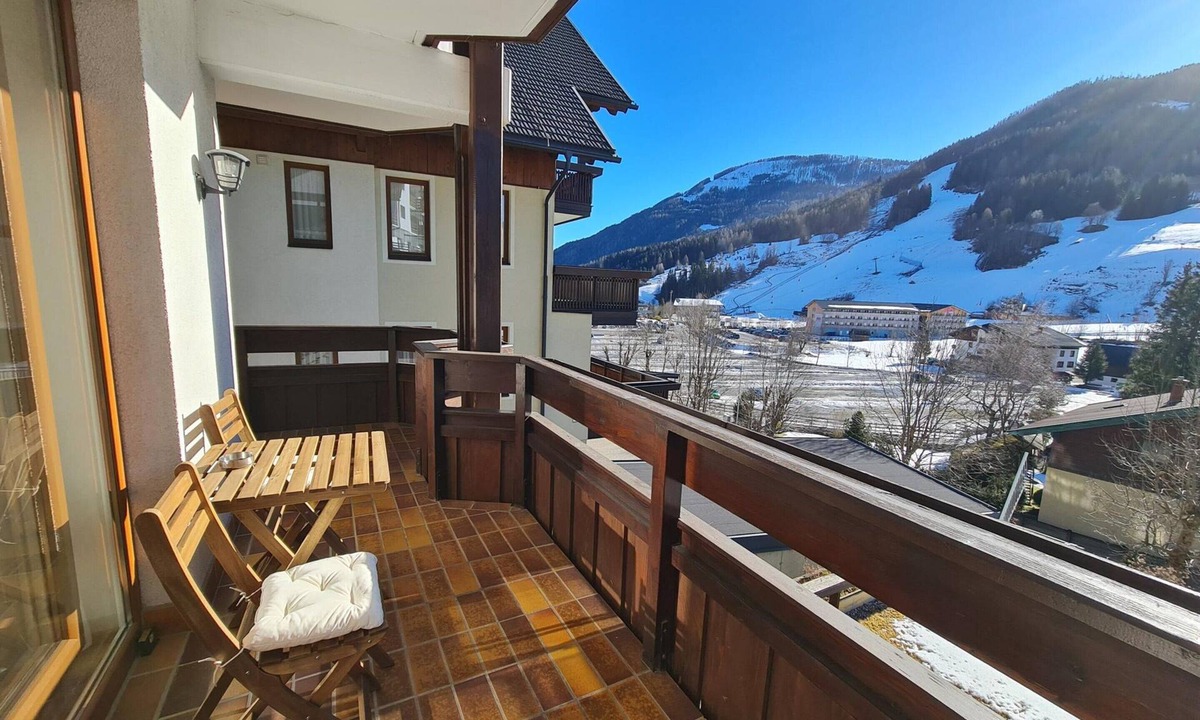 Bad Kleinkirchheim Apartment | Comfortable Apartment With Mountain View