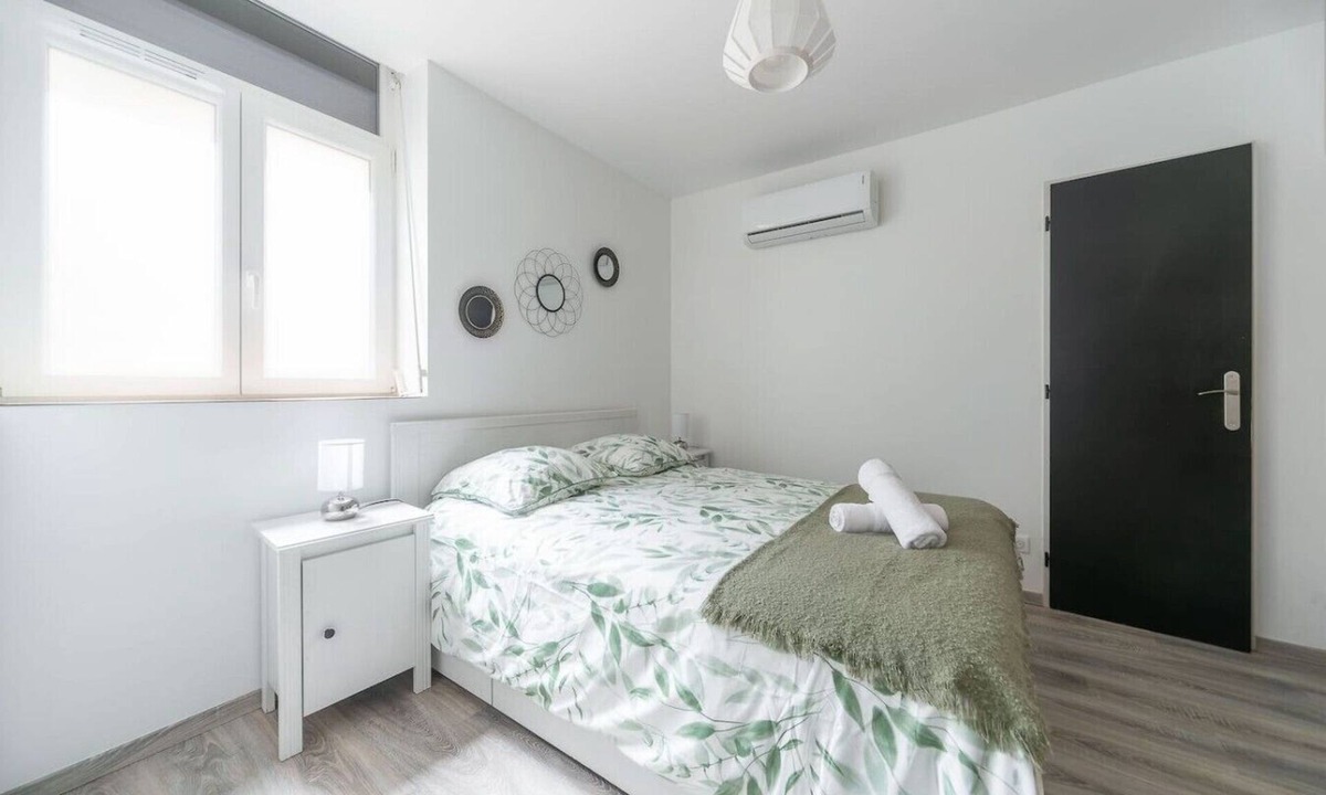 Cœur de Ville Apartment | Comfortable Air-cond apartment - city center