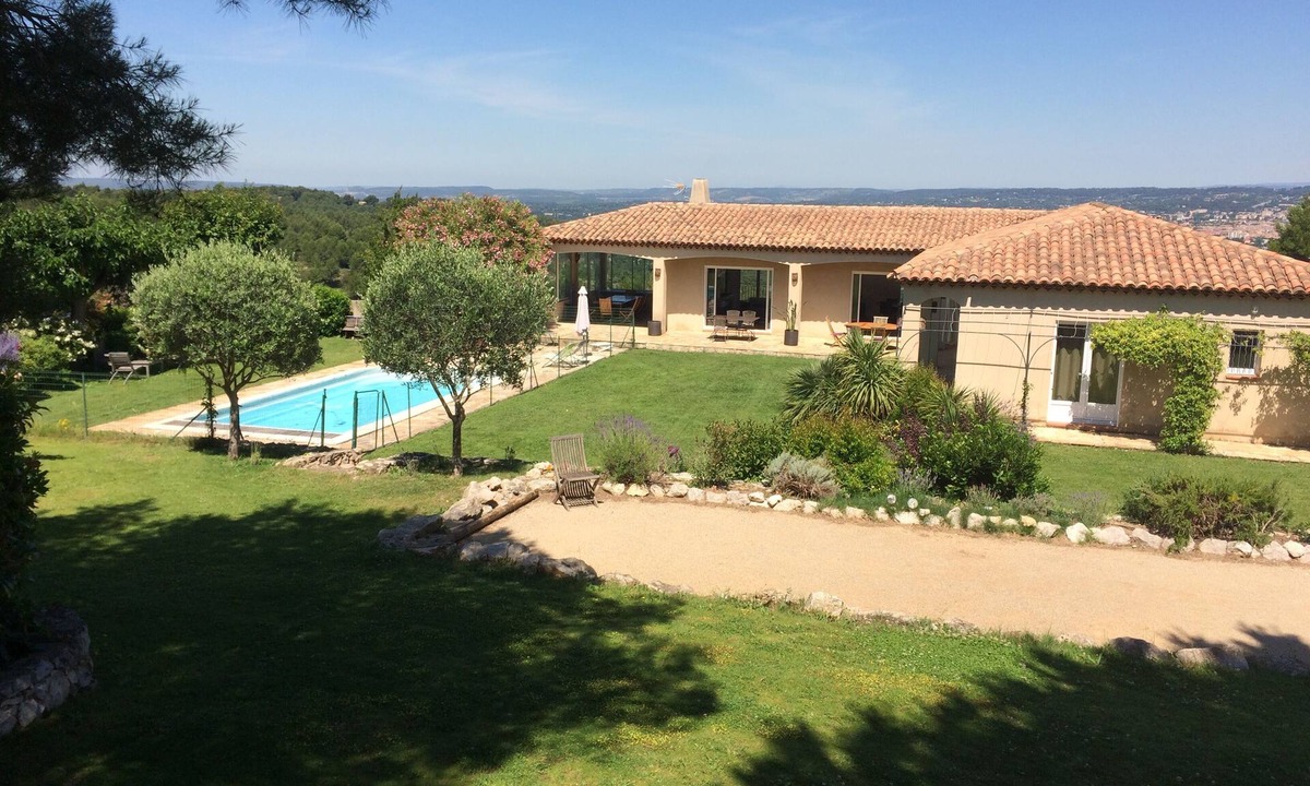 Meyreuil House | Comfortable air-conditioned villa with panoramic view of aix en provence