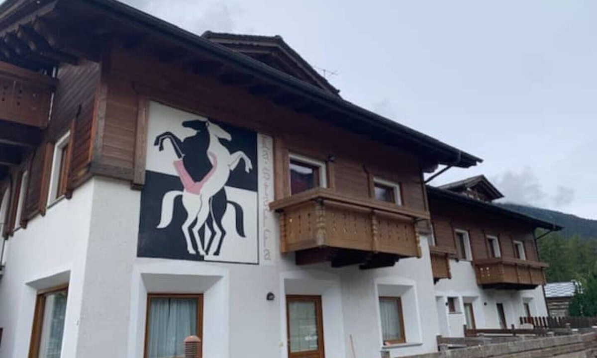 Premadio Apartment | Comfortable alpine-style LA STAFFA hut 5 minutes from Bormio