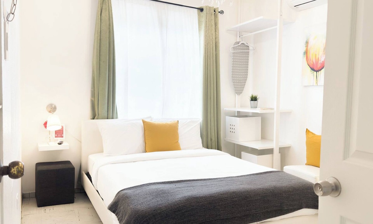 Llanos Hostel | Comfortable and Elegant Aibonito Hotel/FREE PARKING & WIFI/GOOD AREA - 207