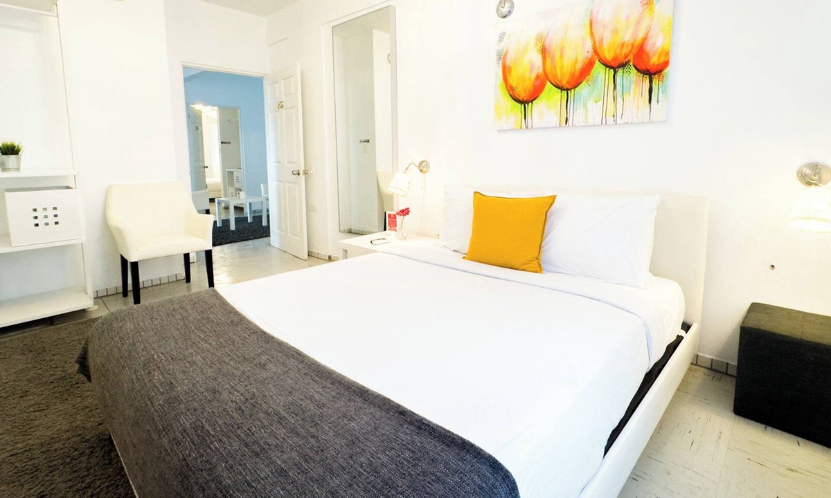 Llanos Hostel | Comfortable and Elegant Aibonito Hotel/FREE PARKING & WIFI/GOOD AREA - 209