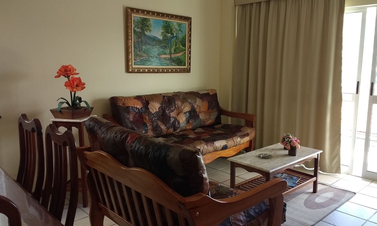 Vila Nova Apartment | Comfortable and practical 3 bedroom apartment (2 Suites) one block from Praia do Forte