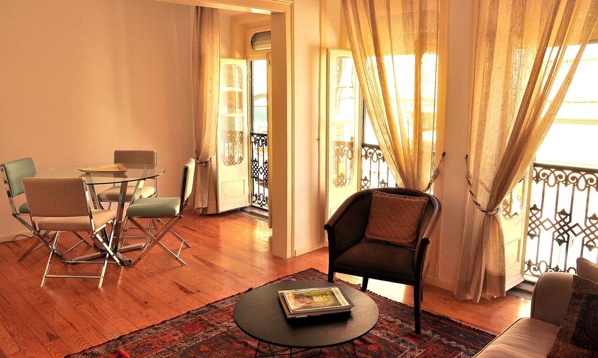 Lisbon Old Town Apartment | Comfortable and stylish apartment, fully equipped, in Lapa in Lisbon