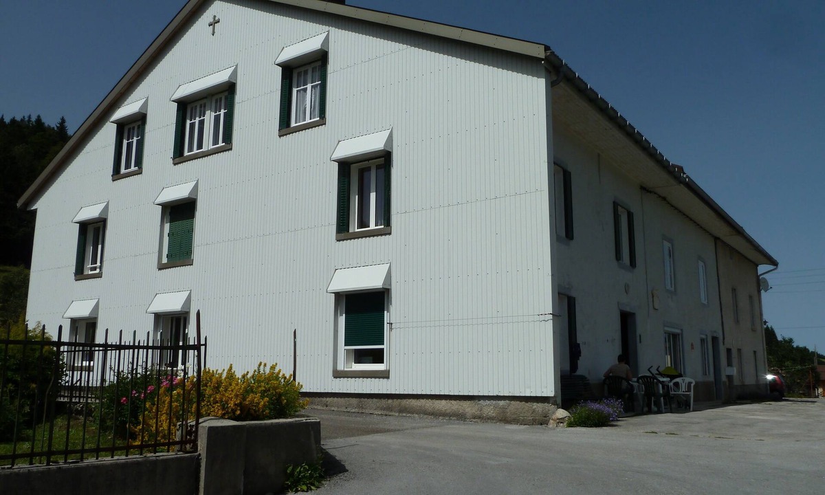 Bois-d'Amont Apartment | COMFORTABLE AND SPACIOUS APARTMENT