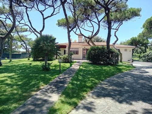 Baia Domizia Villa | Comfortable and spacious villa - Baia Domizia