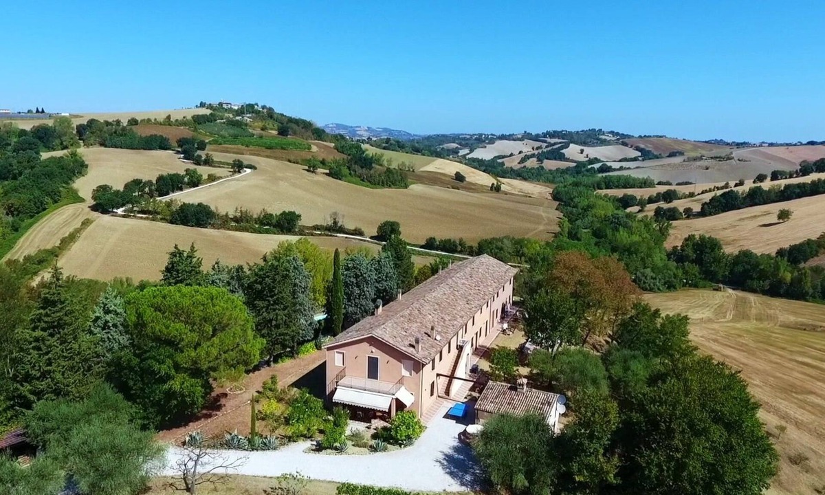 Barchi Apartment | Comfortable and spacious apartment on small estate, central in Le Marche.