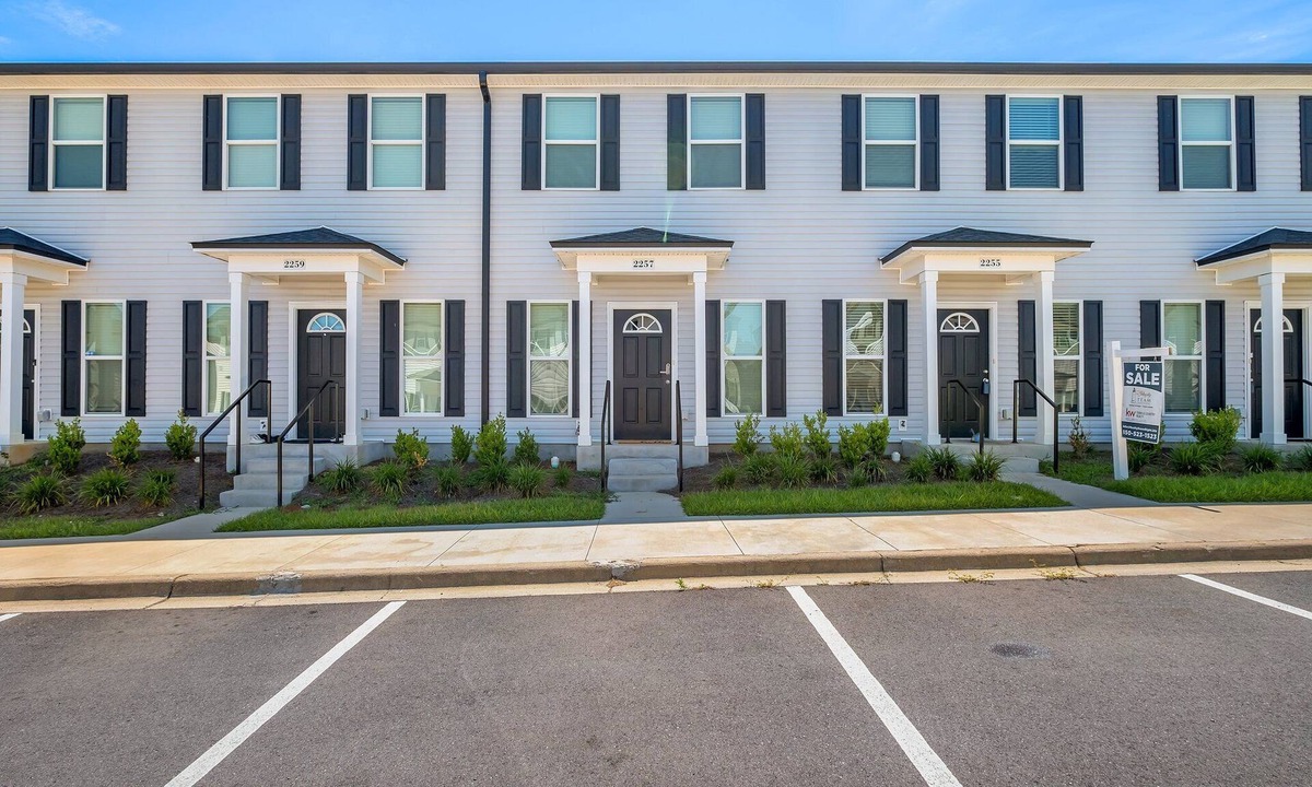 Tallahassee House | Comfortable and Stylish! Del Carmel 3/3 with pool!