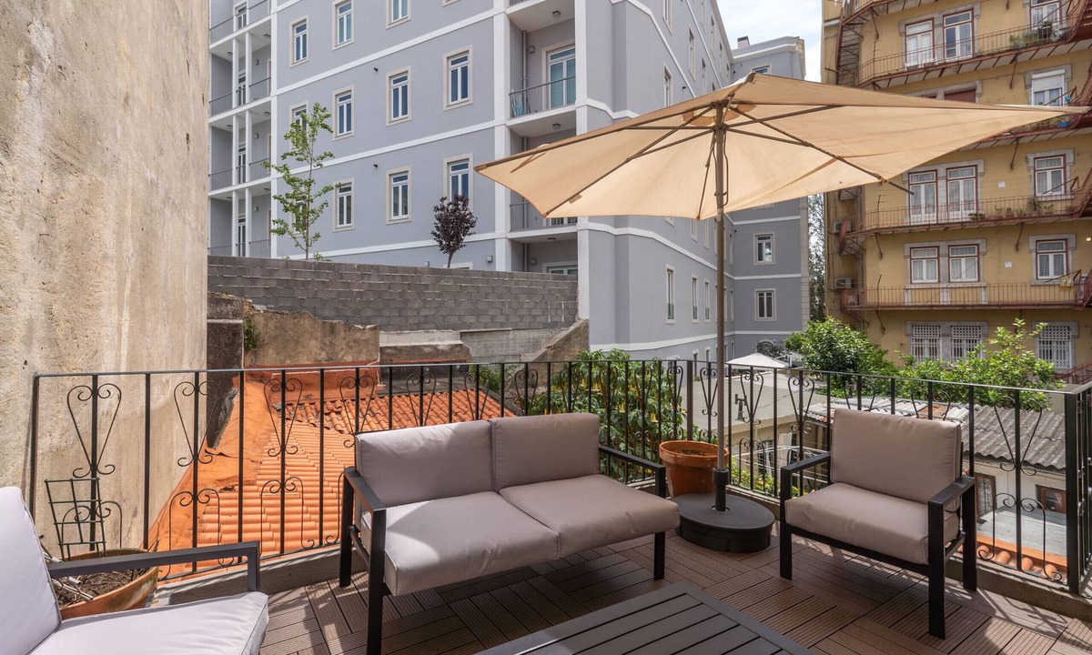 Santo Antonio Apartment | Comfortable Apartment with Terrace near Marquês de Pombal, Lisbon - TTL317