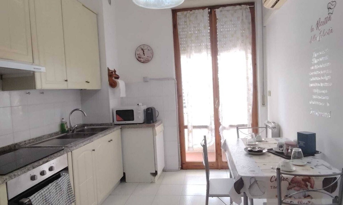 Isolotto Apartment | Comfortable apartment in Florence, station and historic center 7 minutes away