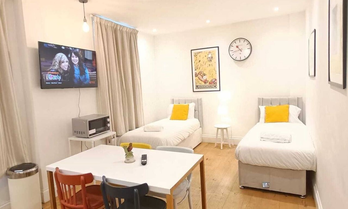 Camden Town Apartment | Comfortable Apartment Next to Euston Station