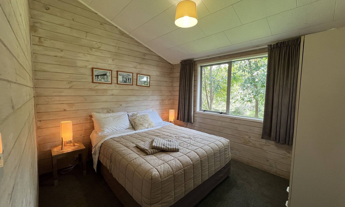 Coatesville Cottage | Comfortable Bush Retreat in Coatesville, just 3 minutes from Albany