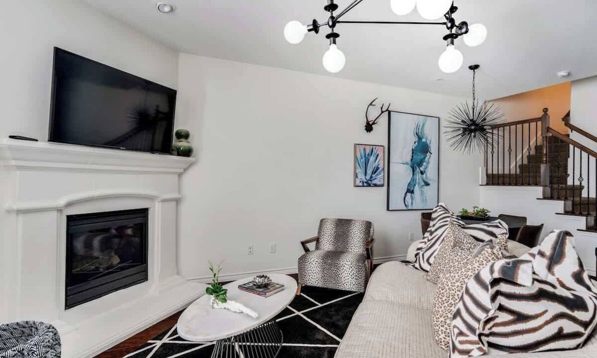 Legacy Park House | Comfortable Chic | Long Term | Legacy