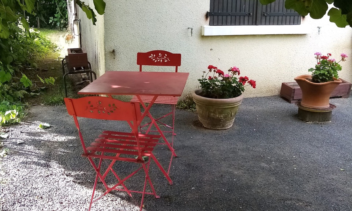Beyssac House | Comfortable cottage in the countryside