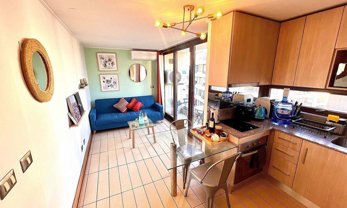 Apoquindo House | Comfortable, equipped stay in a prime area