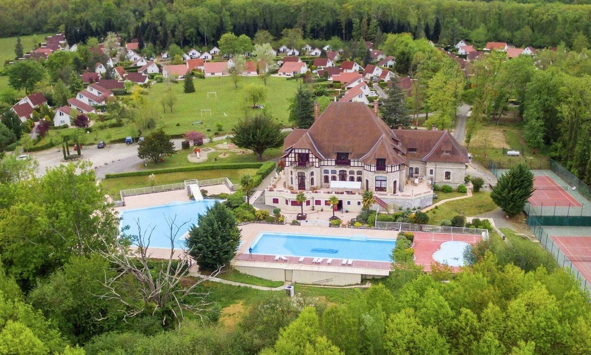 Daumazan-sur-Arize House | Comfortable holiday home with terrace