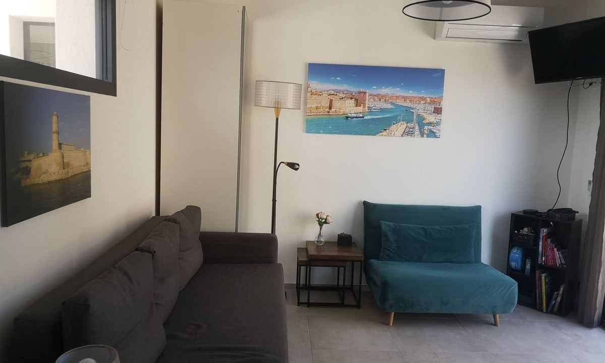 Les Pennes-Mirabeau Apartment | Comfortable studio for 3 people