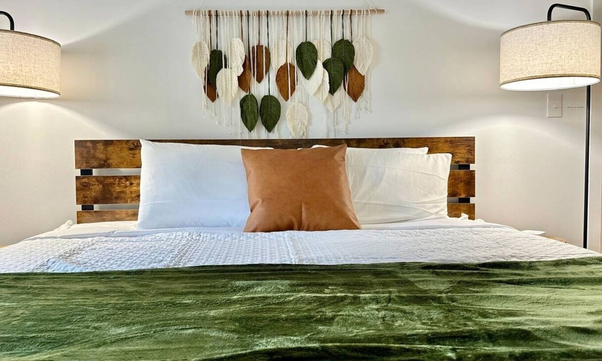 West End House | Comfortable furnishings, central air conditioning, covered patio and outdoor lounge furniture