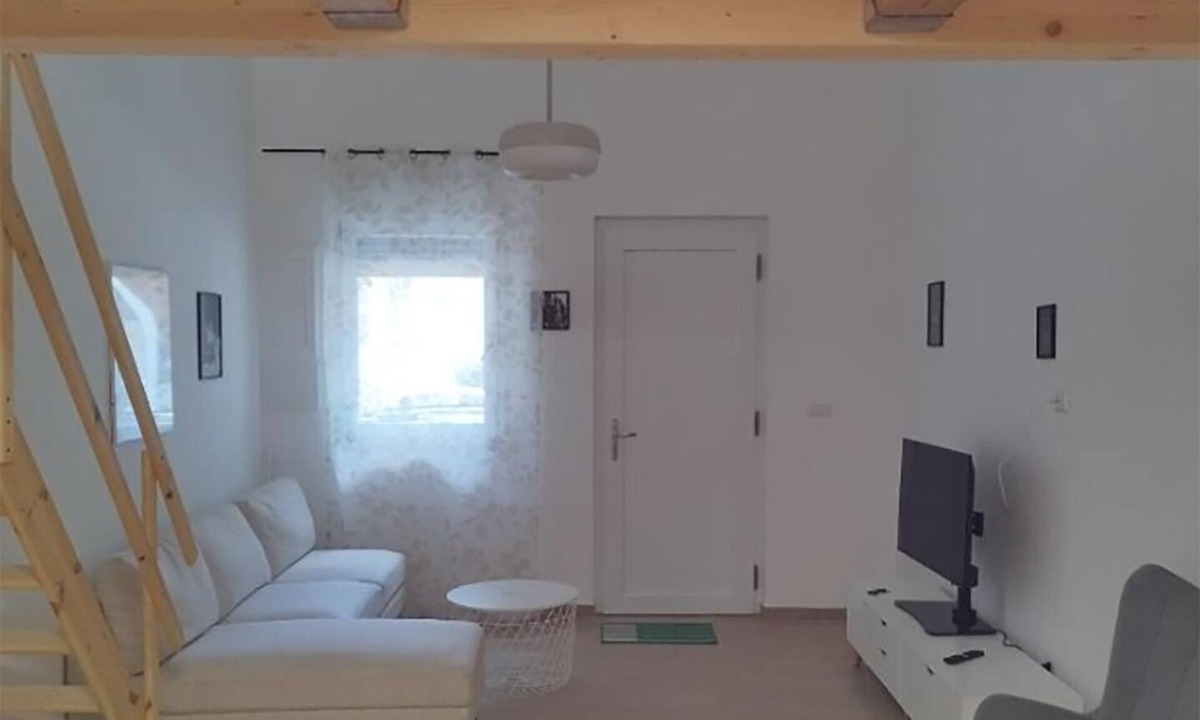 Latiano Apartment | Comfortable indinpedent studio apartment, for singles, couples or family with children