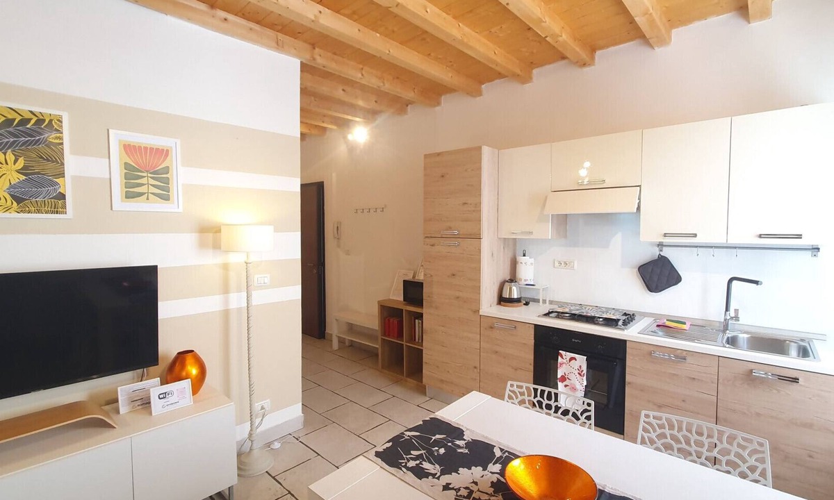 Forli Apartment | Comfortable one bedroom apartment on the second floor in a central position.