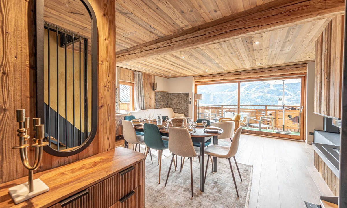 Bozel Ski Chalet | Comfortable, quiet chalet - 20 minutes from Courchevel