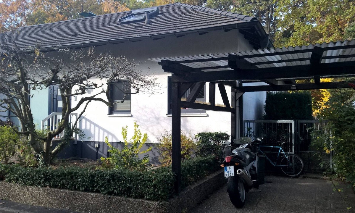 Offenbach am Main House | Comfortable quite room in 1-family house, perfect public transportation