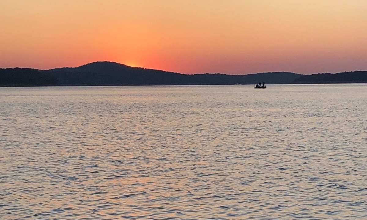 Mountain Home Condo | Comfortable Studio on beautiful Bull Shoals Lake- #8