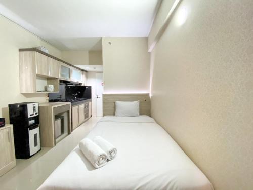 Karawang Apartment | Comfortable Studio Apartment for 1 Pax Grand Sentraland Karawang By Travelio