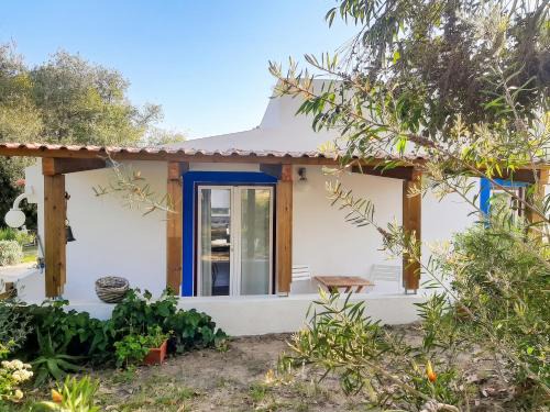 Santo Andre Apartment | Comfortable Studio in Santiago do Cacém, private pool, 65 m²