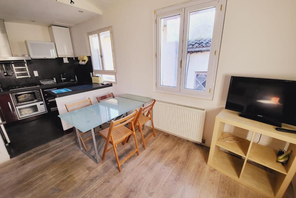 Avignon City Centre Apartment | Comfortable studio in the historical center