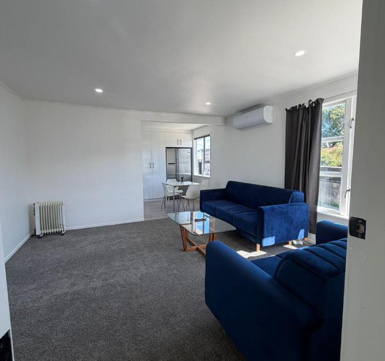 Trentham House | Comfortable & Stylish Stay in Trentham