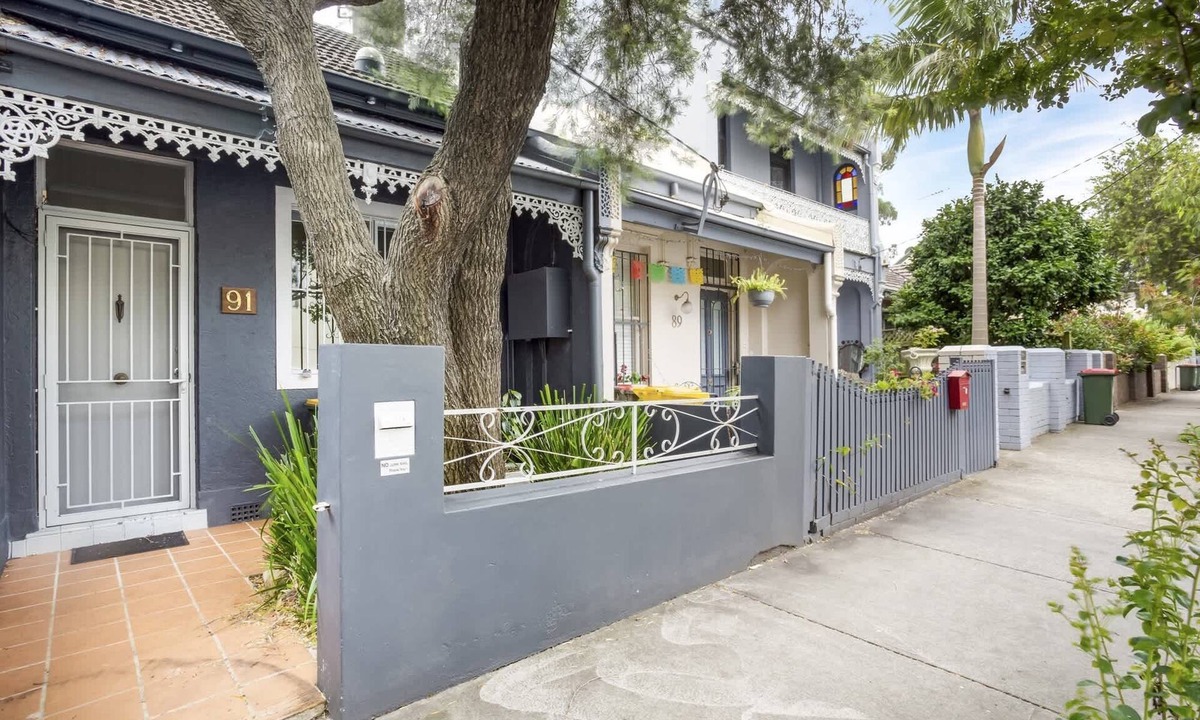 Leichhardt House | Comfortable Terrace in Central Location