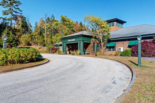 Northport House | Comfortable two bedroom cabin with firepit, kitchen, hiking trail within walking