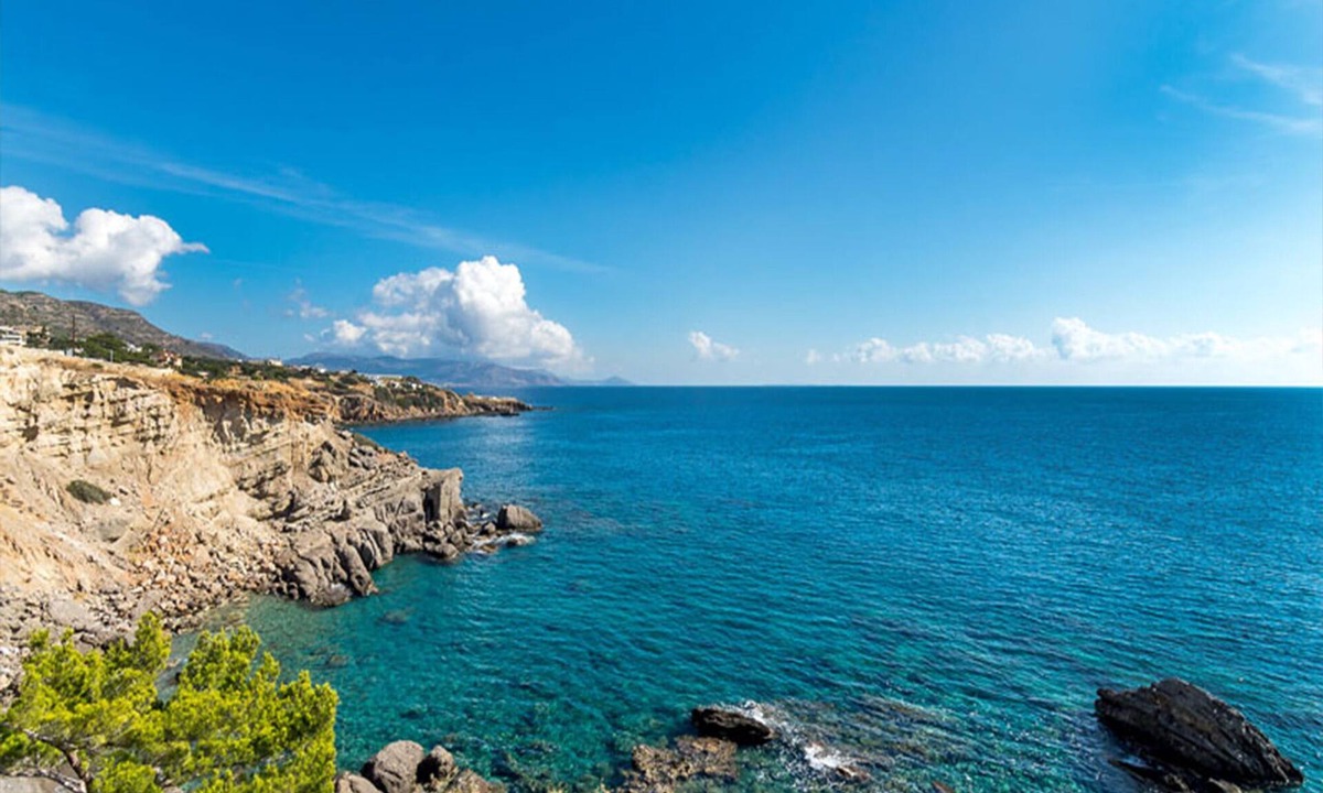 Achlia Villa | comfortable villa beach walk on direct sea views, quiet, 4 + 1people