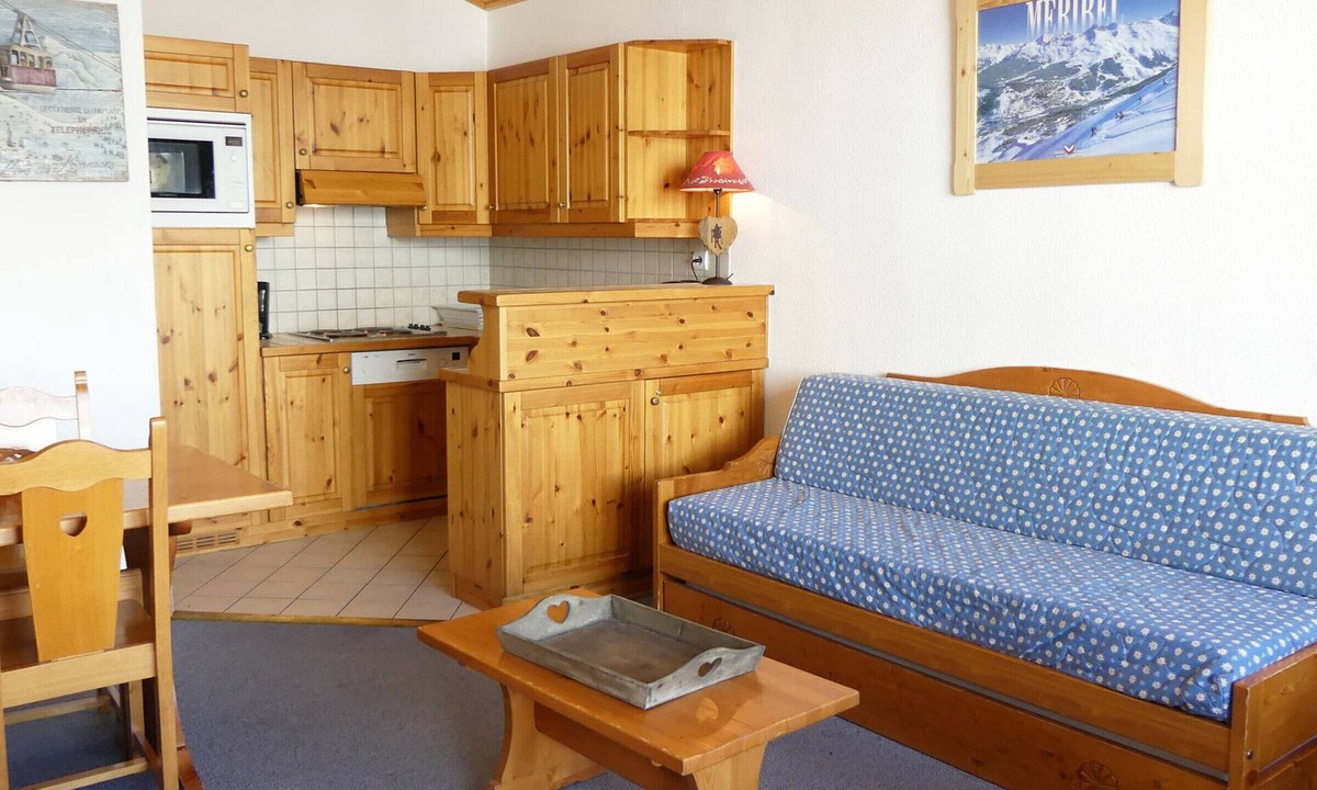 Meribel-Mottaret Apartment | Comfortable with large south terrace, pets allowed